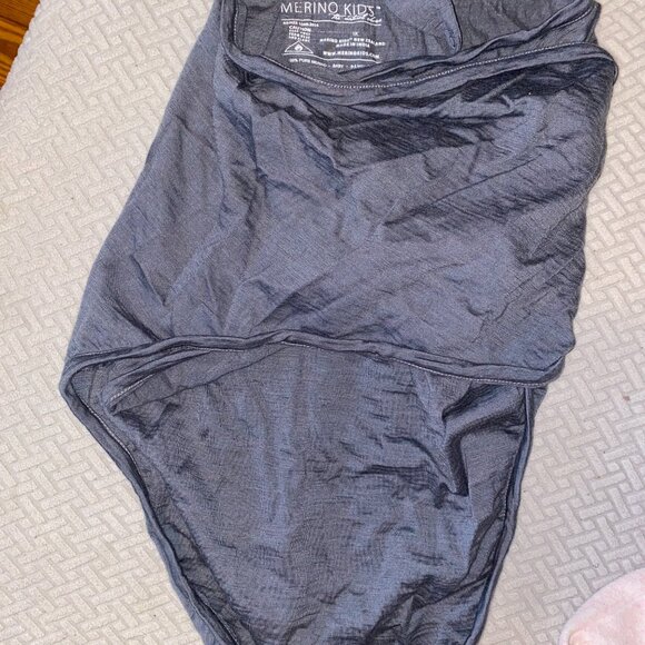 Merino Baby Swaddle - Picture 2 of 3